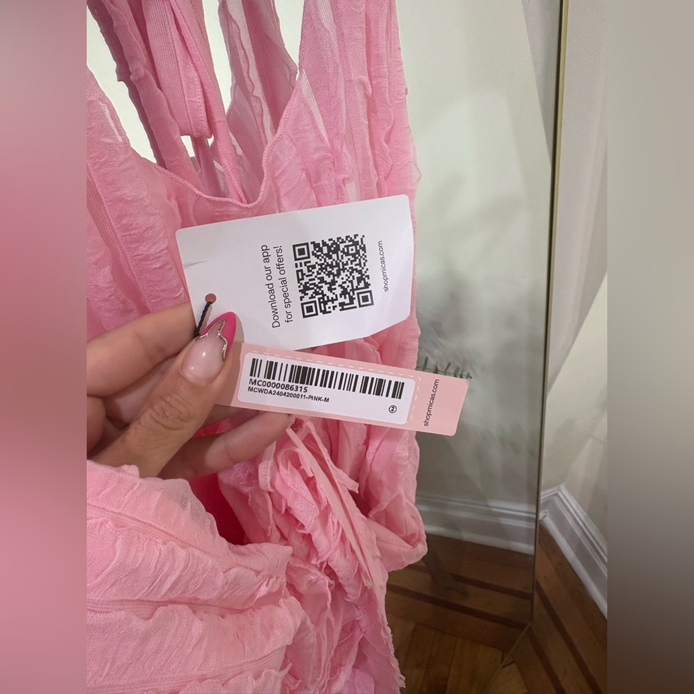 NWT MICAS SIZE MEDIUM Women's Pink Halter Maxi Dress - Picture 5 of 9